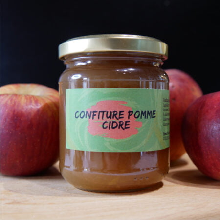 Confiture de pomme de Edward Dal Molin entourée de pommes