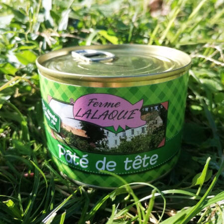 Pot de pâté de tête de la Ferme Lalaque qui élève ses porcs en plein air à Sauveterre dans les Hautes-Pyrénées.