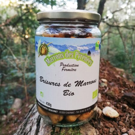 Photo vue de face d'un pot de 430g de Brisures de Marrons Bio qui viennent de la production fermière "Les Marrons des Pyrénées"