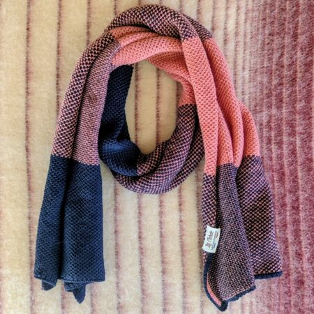 écharpe fine maille, en laine de chez La Carde